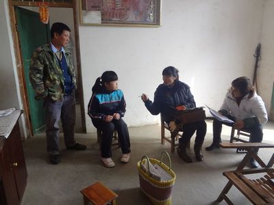 贫苦的孩子_贫苦生家庭收入来源(3)